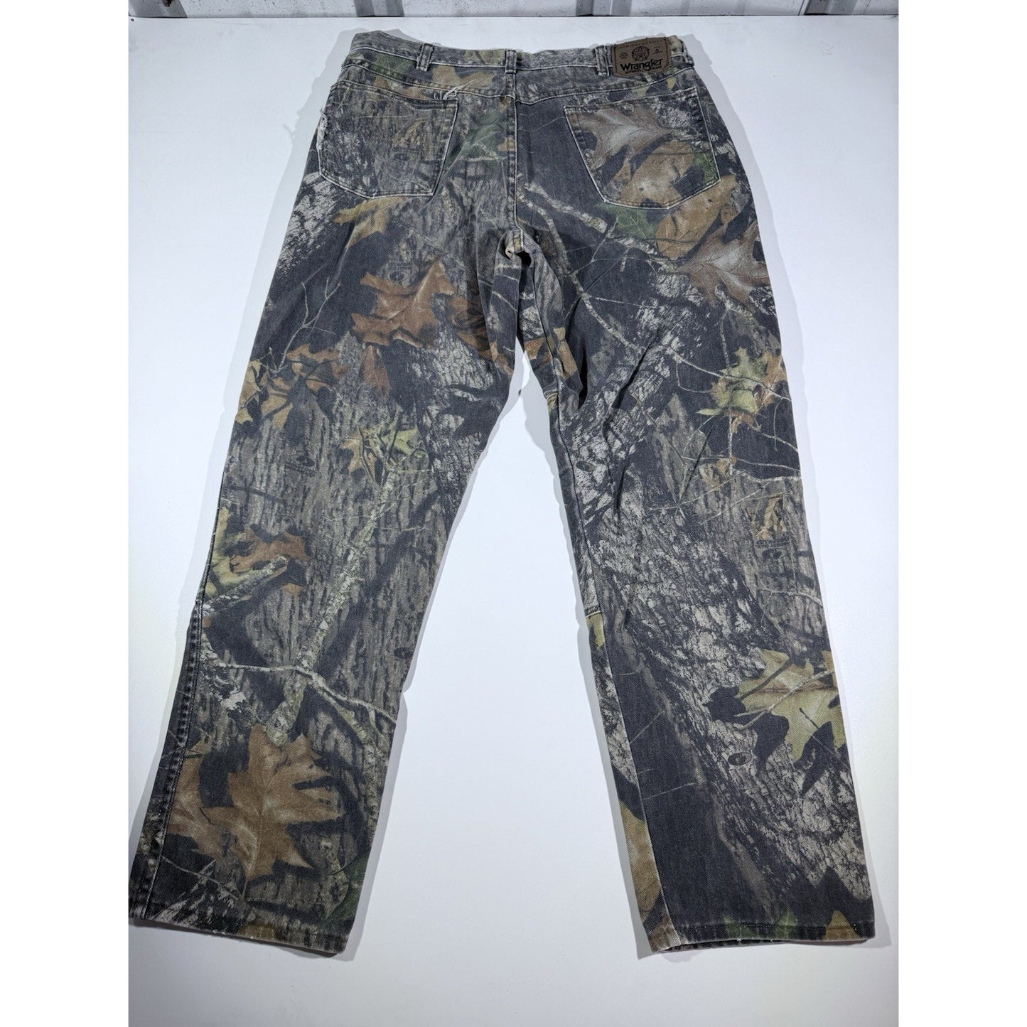 Wrangler Jeans Mens 34x31 Mossy Oak Breakup Camo Hunting Double Knee Work Pants