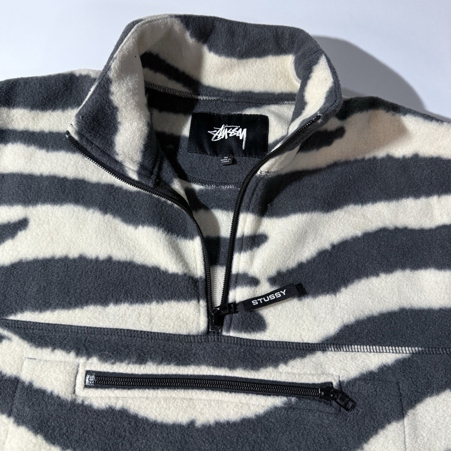 Stüssy Zebra Print Fleece Pullover Jacket Men’s Medium Black White Quarter Zip