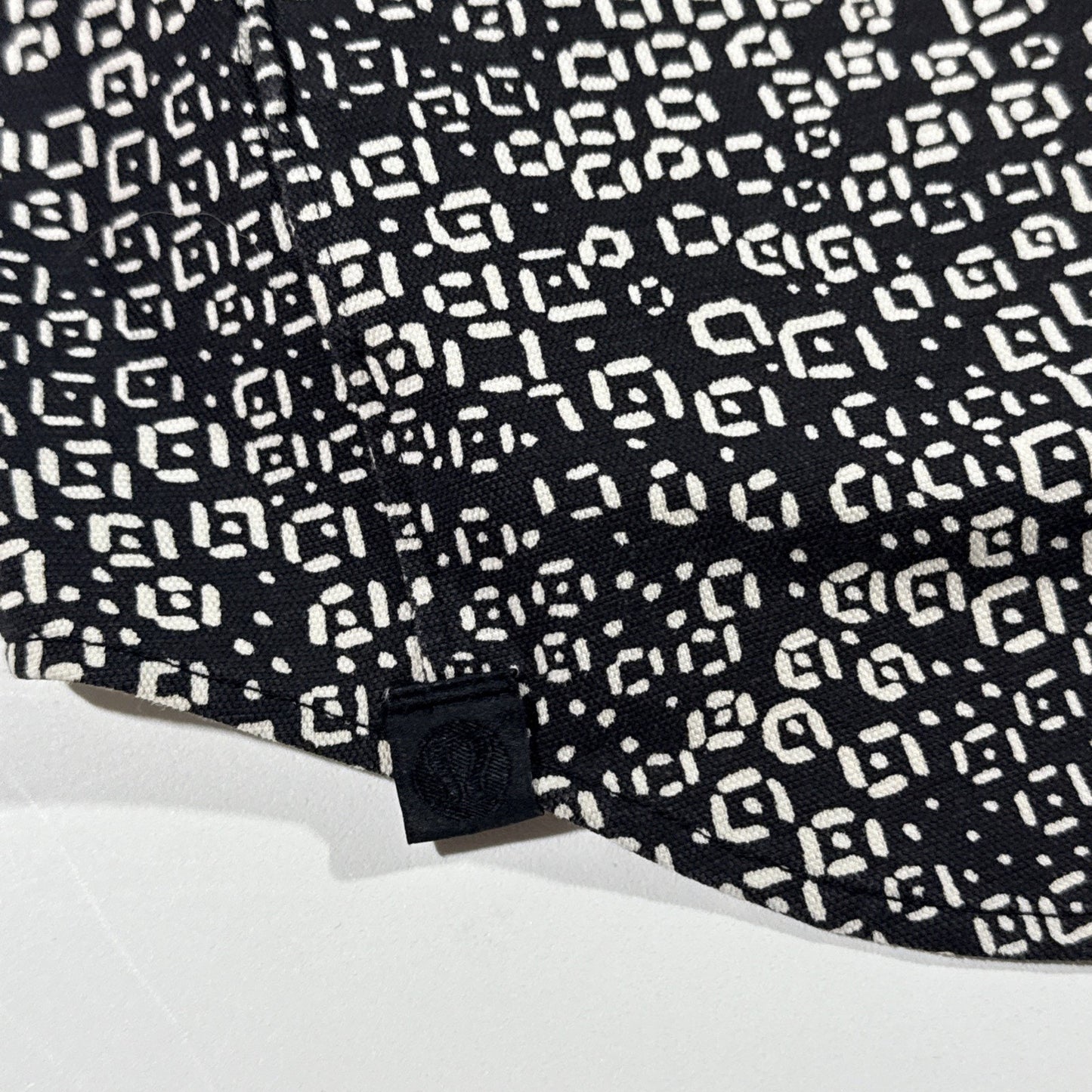 Lululemon Commission Short Sleeve Shirt Black White Patterned Button Up Mens L