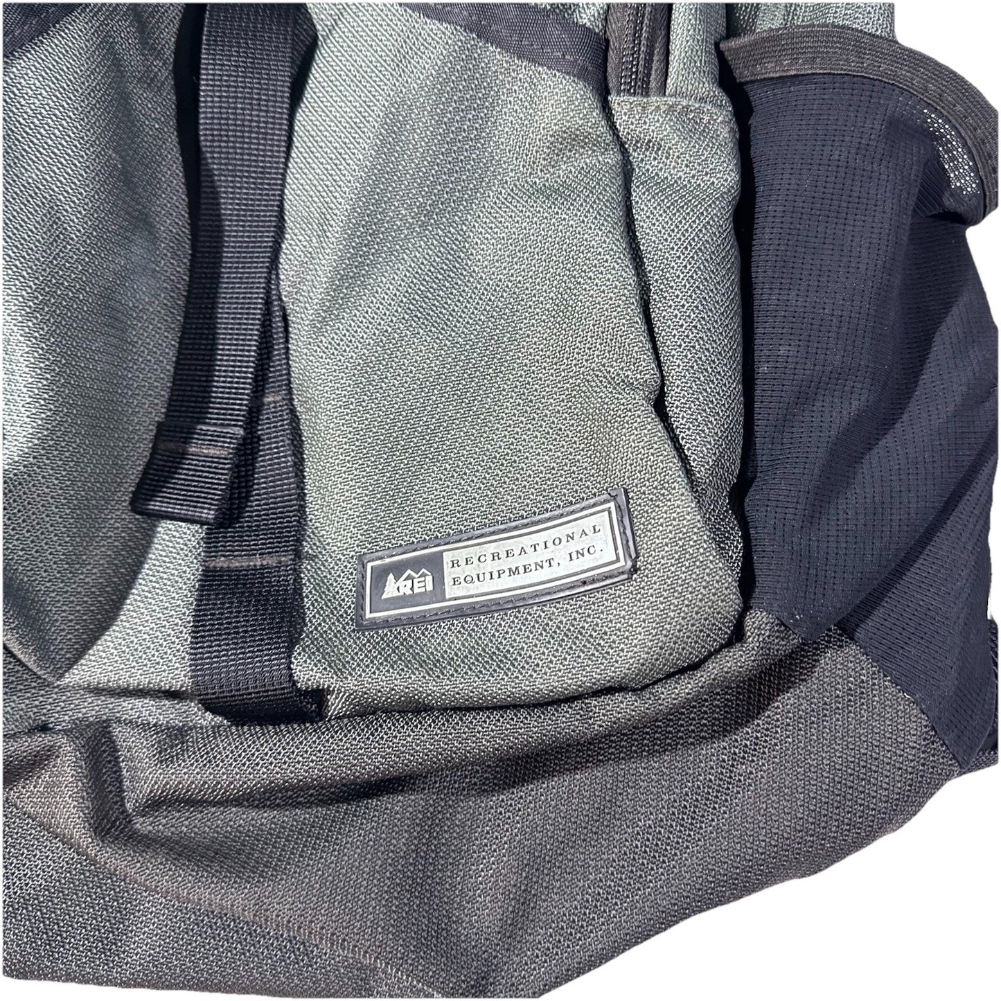 REI Backpack Hiking Daypack Outdoor Camping Travel Gear Green Black