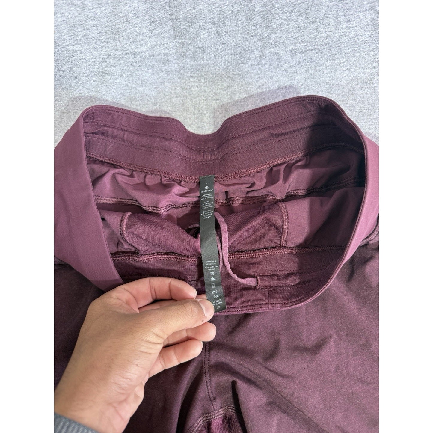 Lululemon Shorts Mens Large Purple Sweat Short Drawstring Gym Casual 10" Inseam