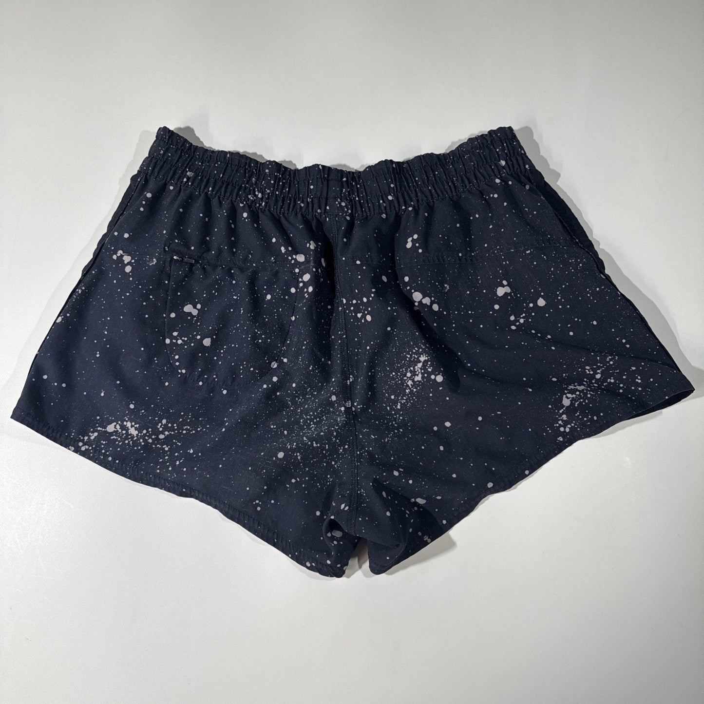 Vuori Dash Running Shorts 2.5” Women's Size 28 Navy Paint Splatter Athleisure