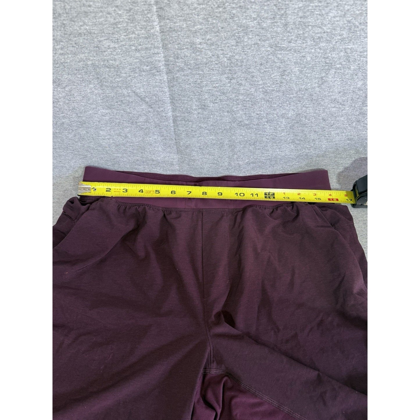 Lululemon Shorts Mens Large Purple Sweat Short Drawstring Gym Casual 10" Inseam