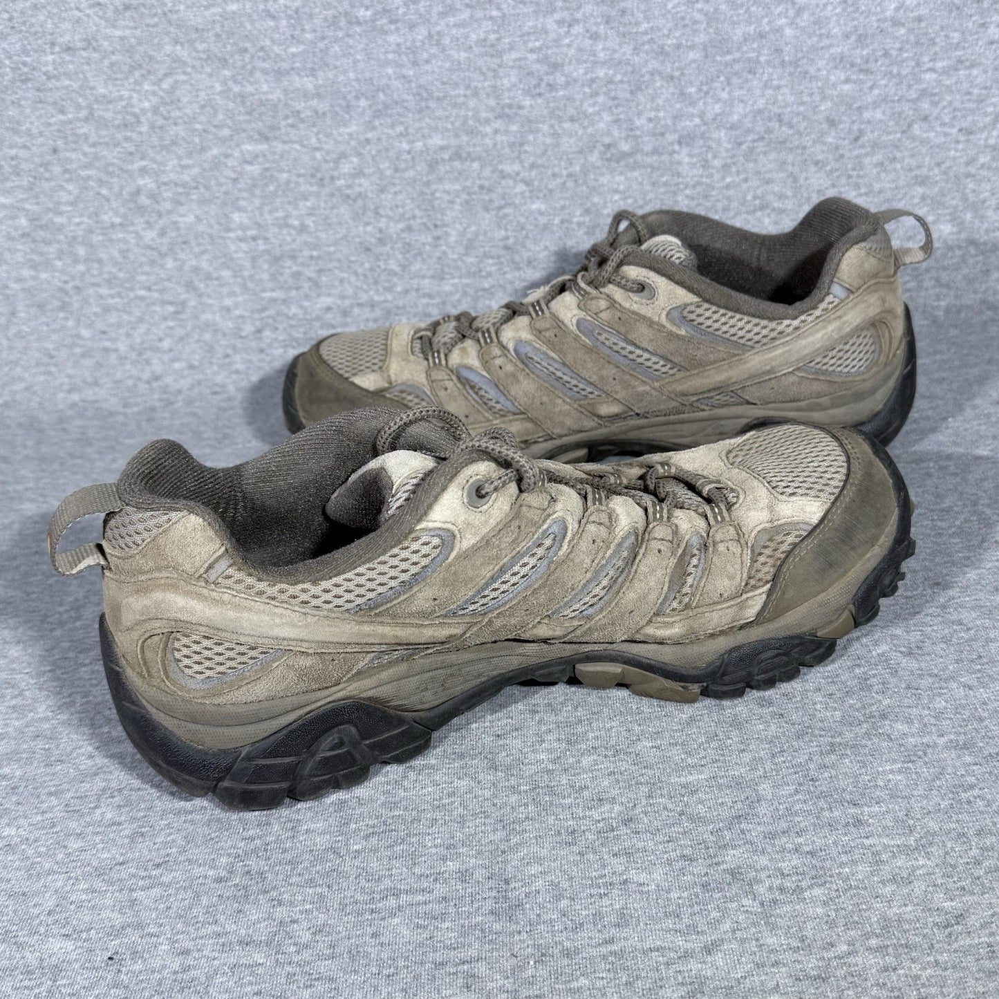 Merrell Moab 2 Ventilator Men’s Hiking Shoes Size 11 Vibram Taupe Gray