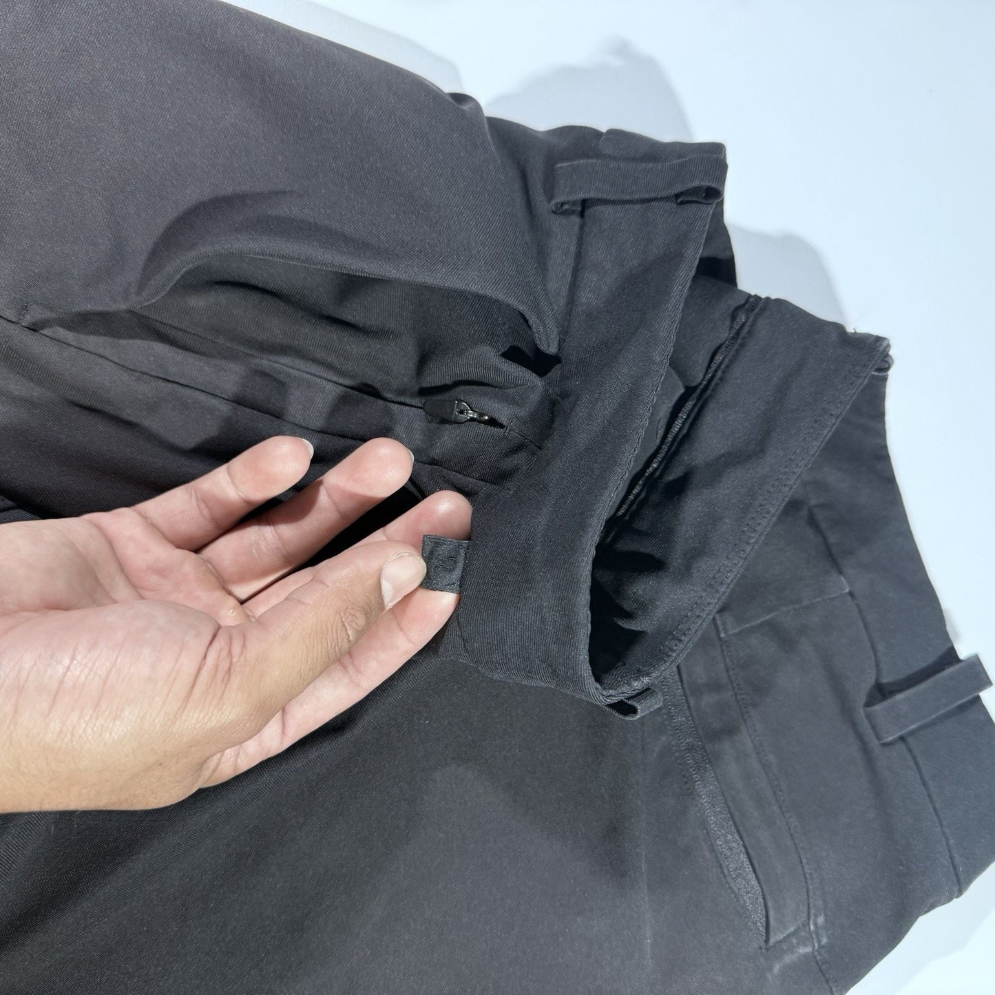 Lululemon Mens Commission Pants Size 32 Black Warpstreme Golf Classic Preppy