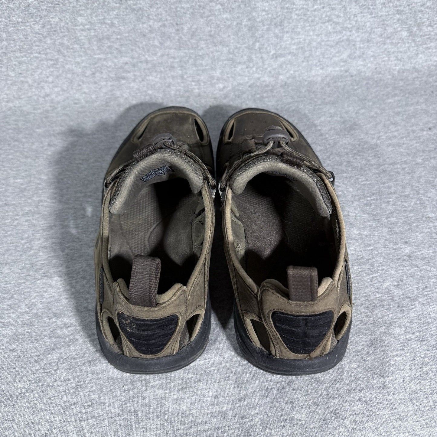 Teva Men’s 7.5 Waterproof Hiking Sandals Brown Leather Outdoor Shoes
