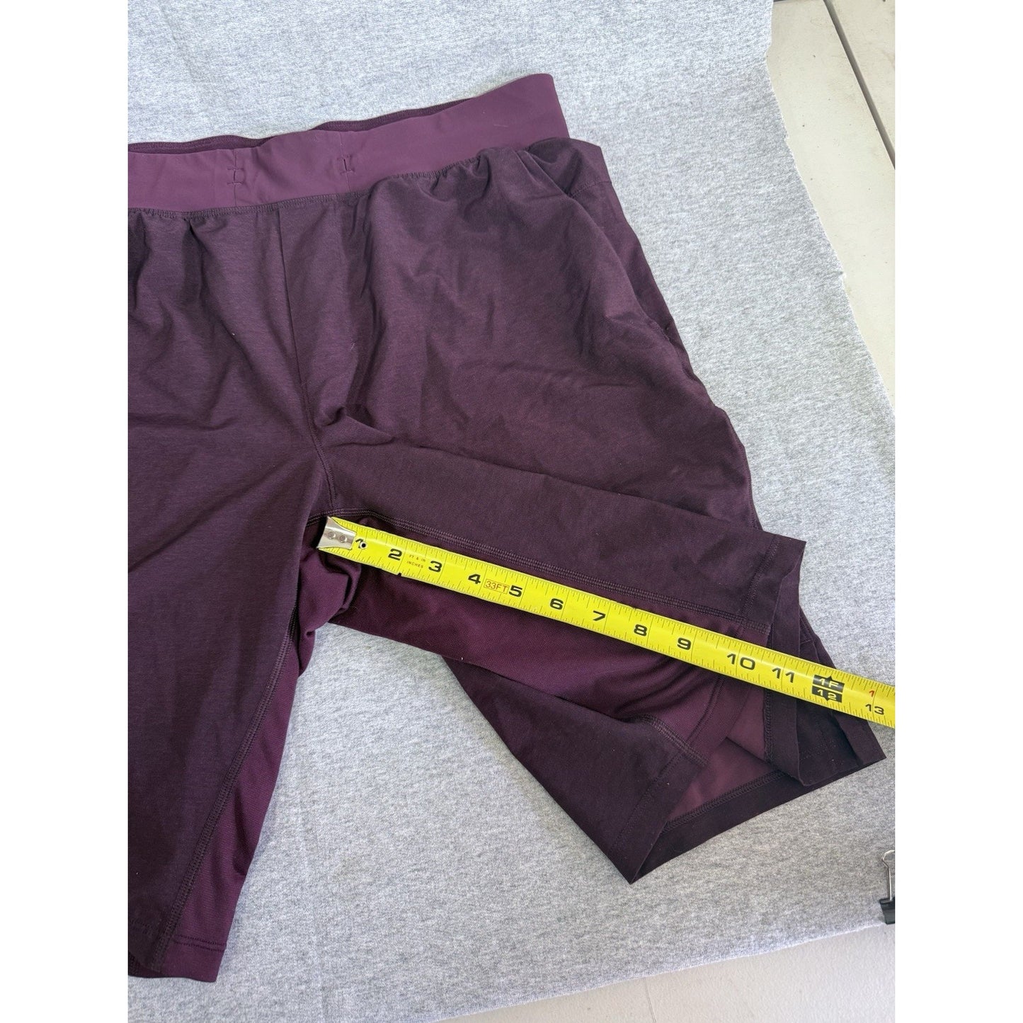 Lululemon Shorts Mens Large Purple Sweat Short Drawstring Gym Casual 10" Inseam