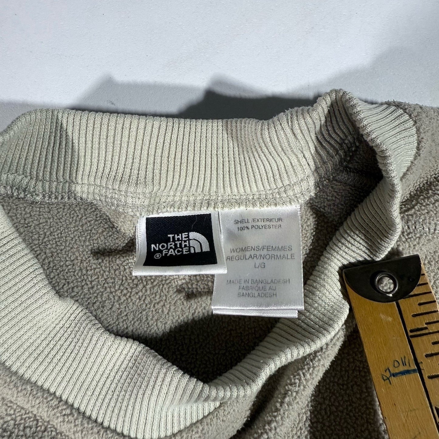 The North Face Women’s Large Fleece Pullover Beige Cream Crewneck Sweater Soft