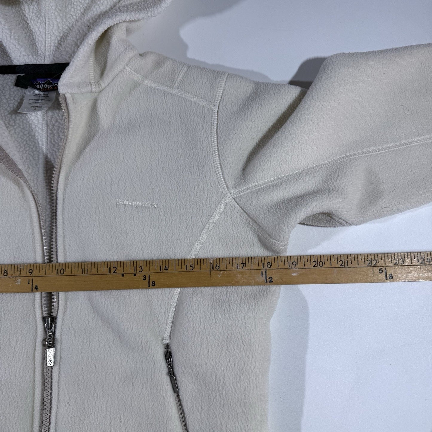 Patagonia Micro D Fleece Hoody Women’s Small Cream Full Zip Synchilla Jacket