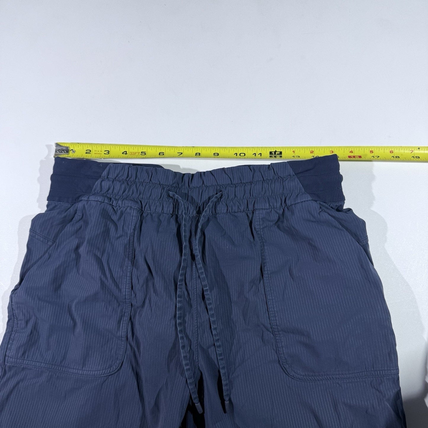 Lululemon Dance Studio Crop Pants Capri Women’s 10 Navy LW6BJBS Ripstop