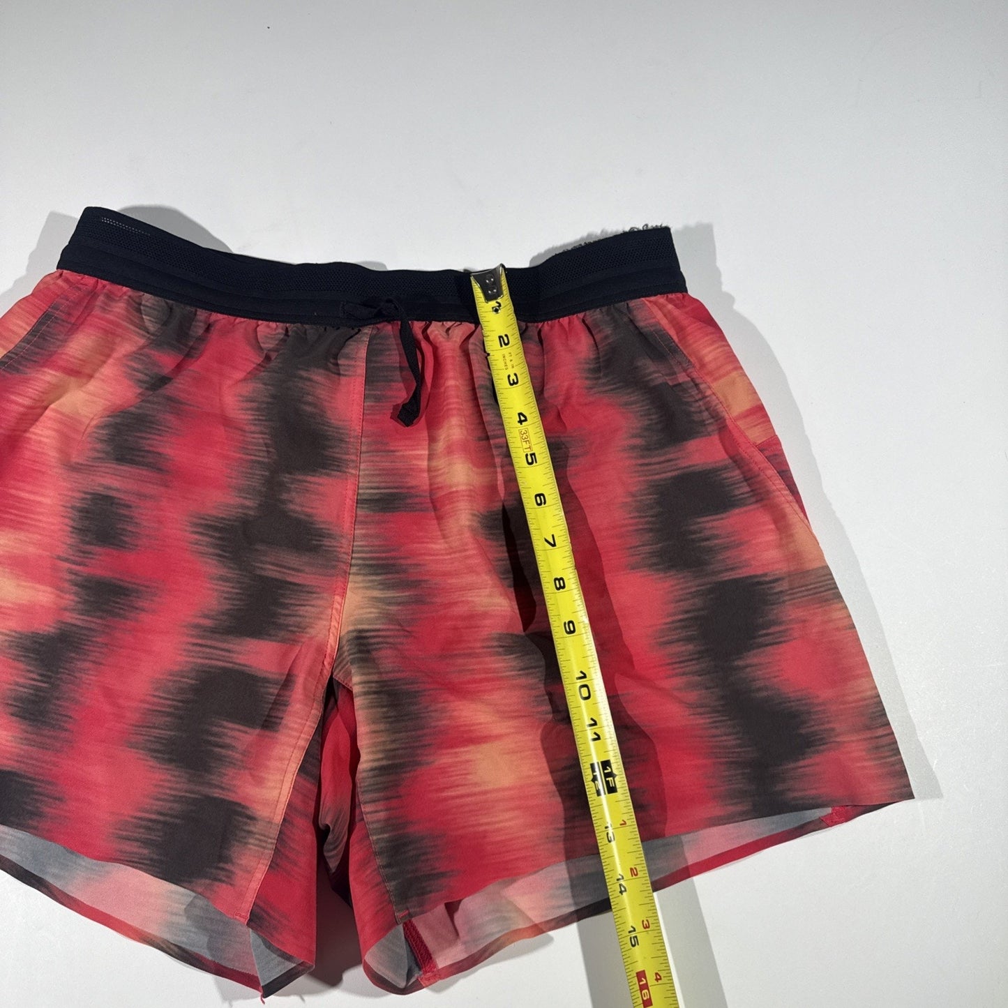Janji 6” AFO Middle Running Shorts Men’s Medium Red Black Tie Dye Lightweight