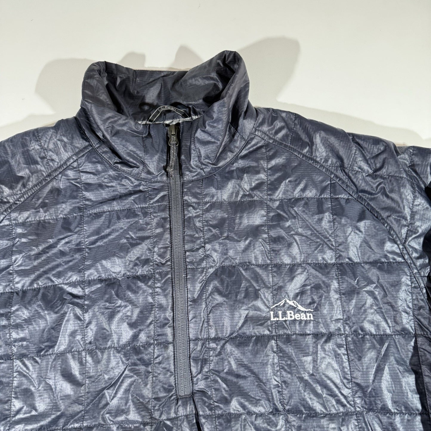 LLBean Men’s Primaloft Hooded Parkway Puffer Navy Gray Jacket Size Large MINTY