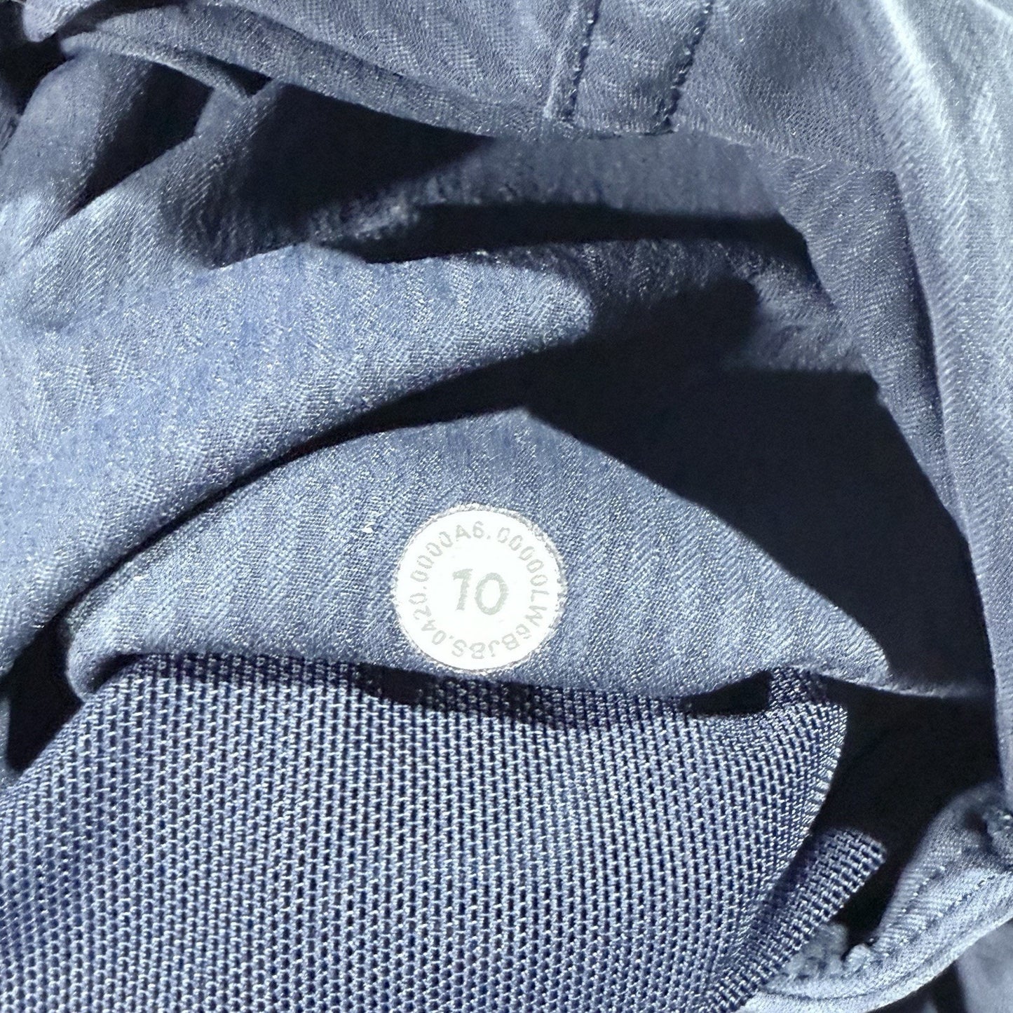 Lululemon Dance Studio Crop Pants Capri Women’s 10 Navy LW6BJBS Ripstop