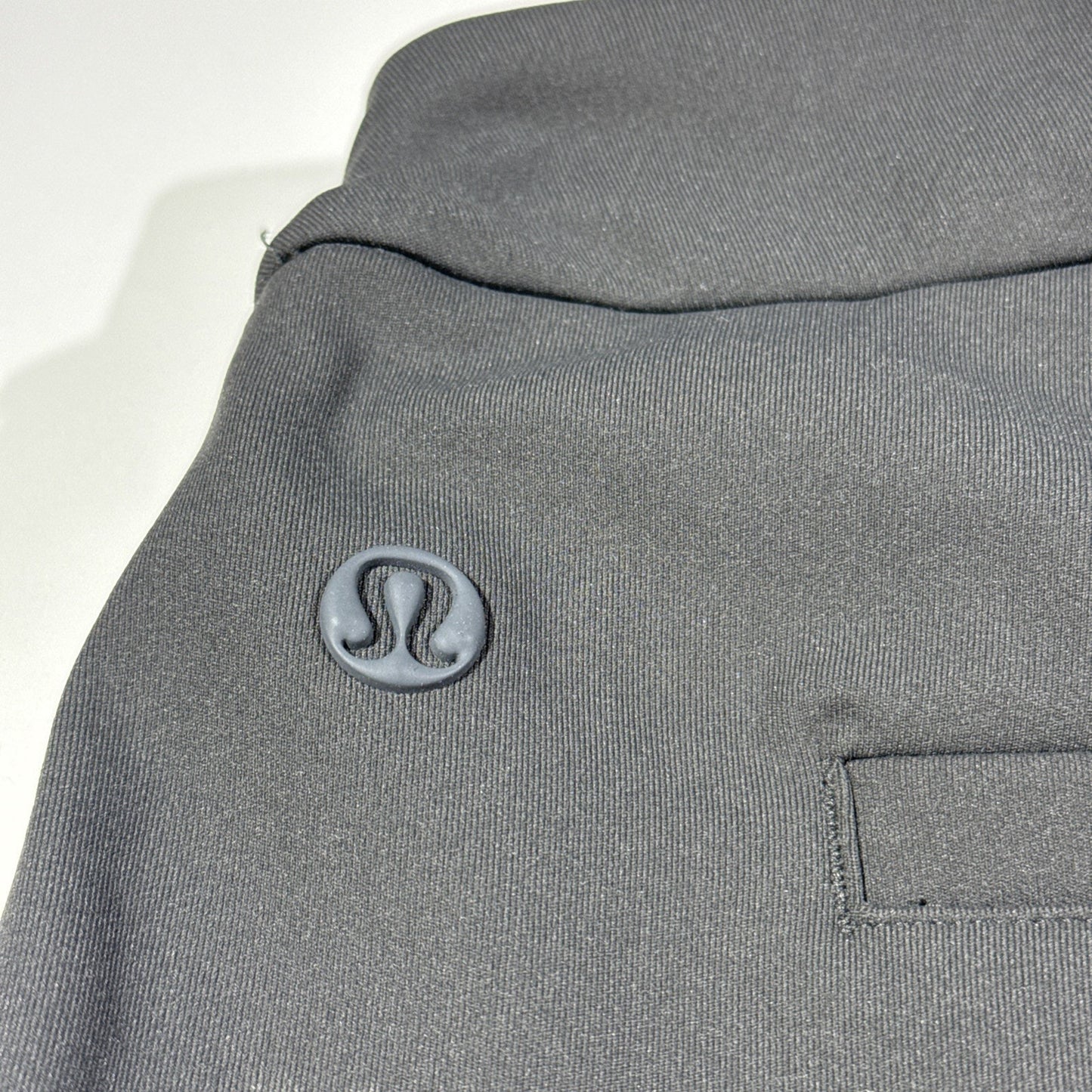 Lululemon Straight Leg Mid Rise Pant Luxtreme Gray Size Medium LW5FWWS