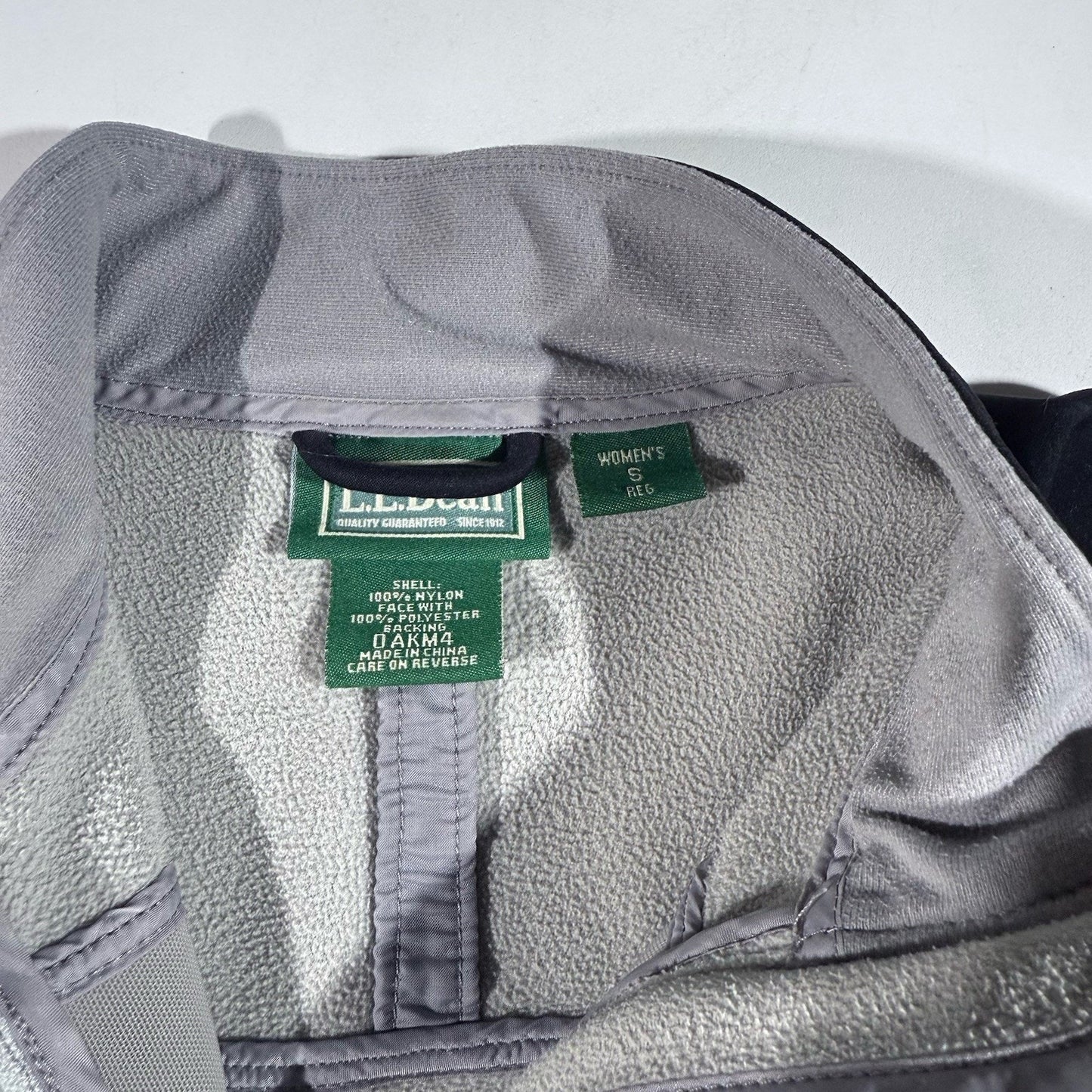 L.L. Bean Women’s Small Softshell Jacket Black Windstopper Gore Windproof S