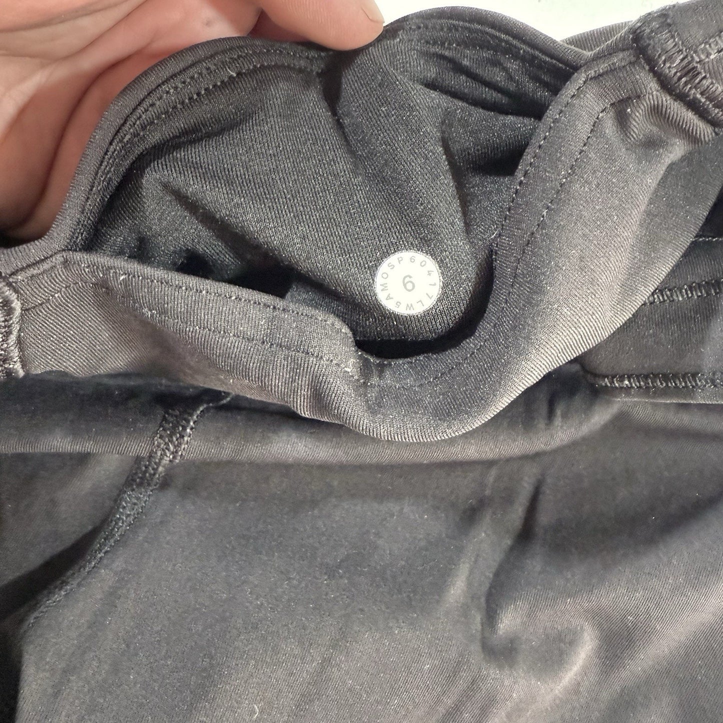 Lululemon Women’s High Rise Leggings Size 6 Black Mesh Panel Running Yoga Pants