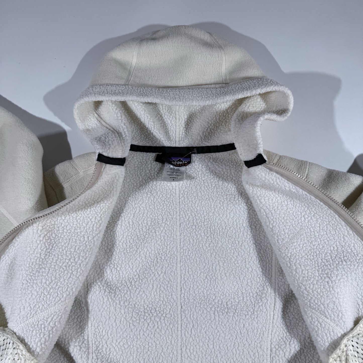 Patagonia Micro D Fleece Hoody Women’s Small Cream Full Zip Synchilla Jacket