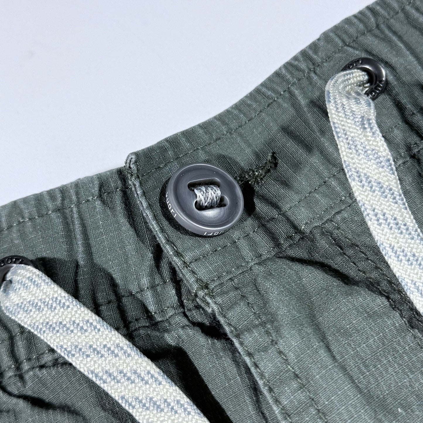 Vuori Shorts Womens large Ripstop Hiking Performance Organic Cotton Army Green