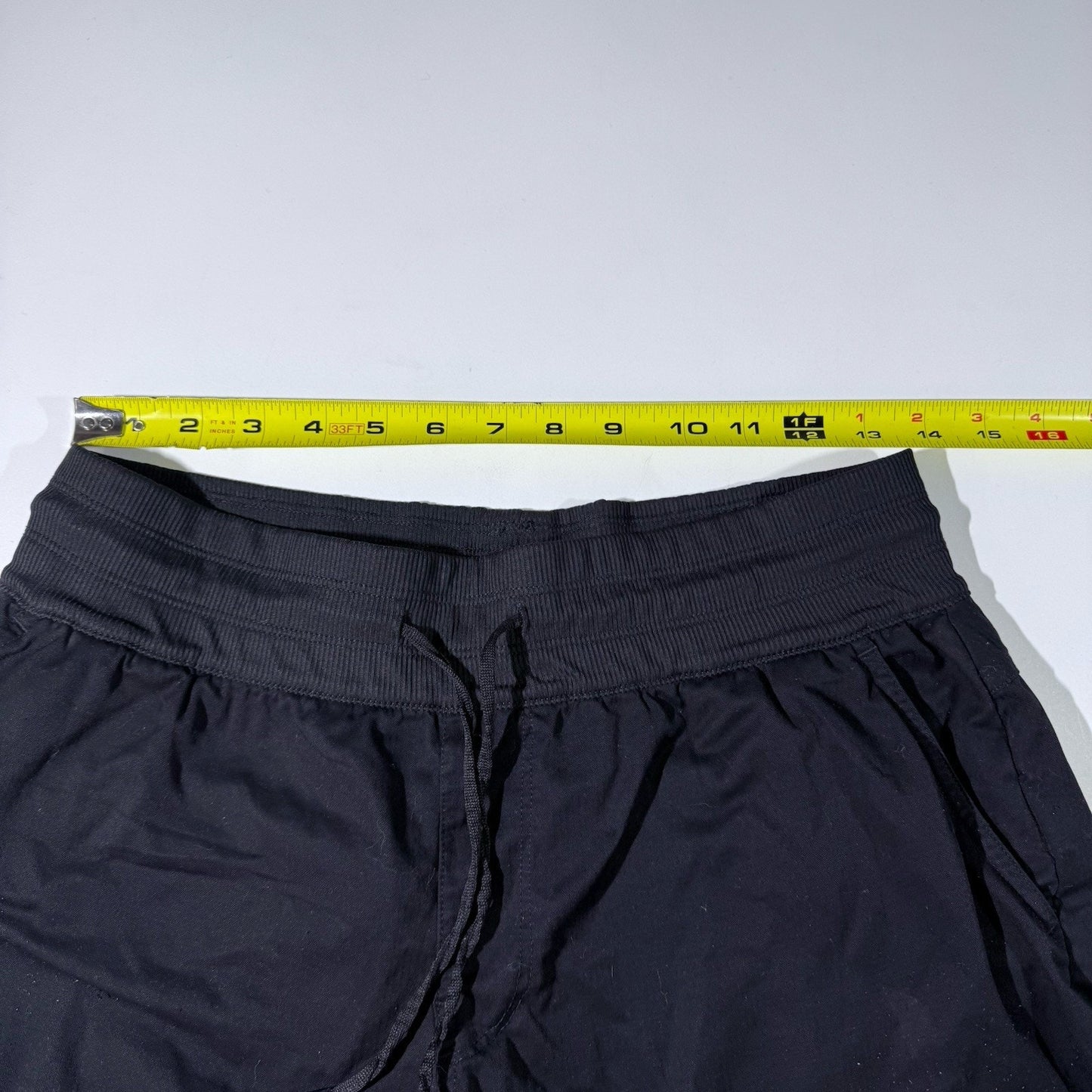 North Face Shorts Womens Small Black Athletic Lounge Elastic Waist Pockets Comfy