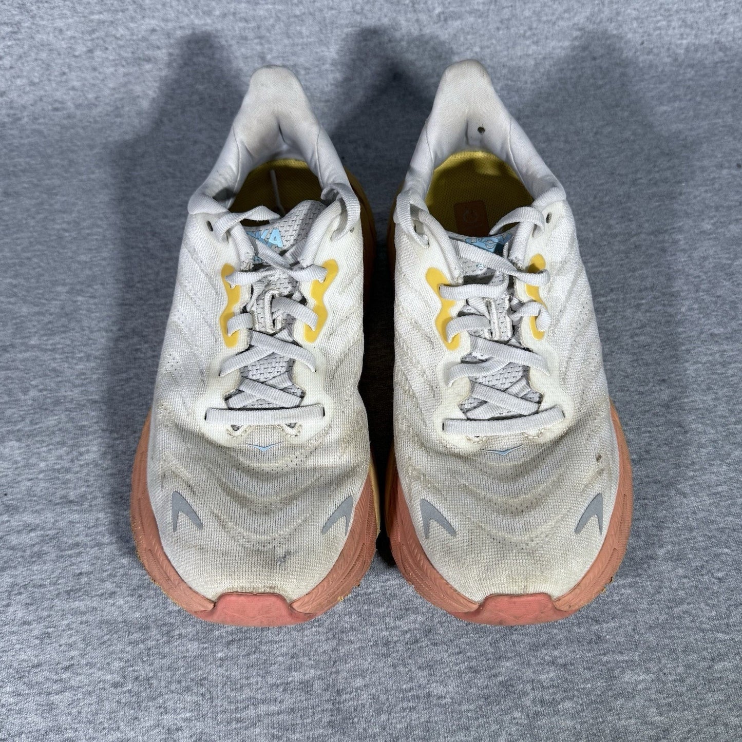 Hoka One One Arahi 6 Women’s Running Shoes Size 7.5B White Orange Yellow