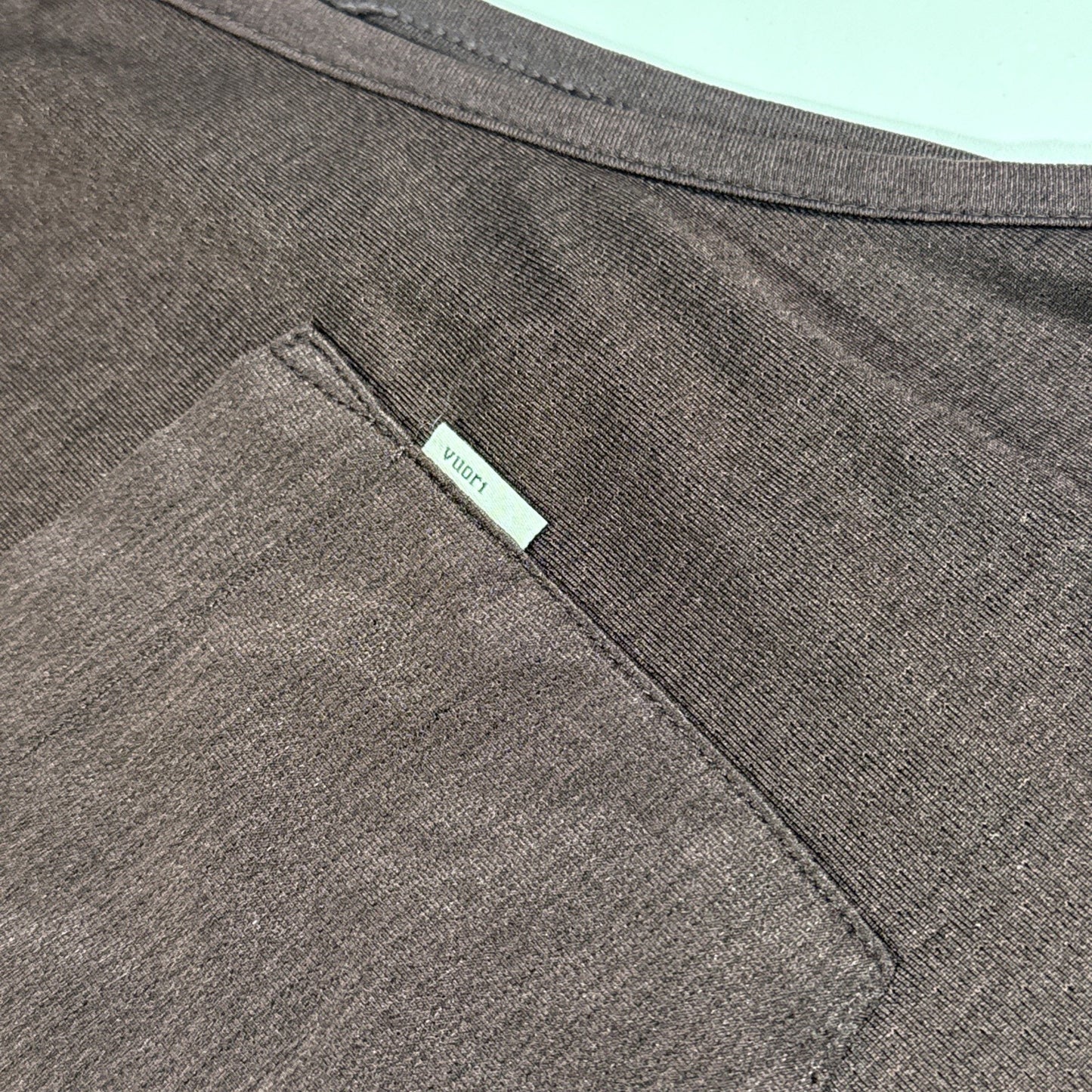 Vuori Tank Top Mens 2XL tradewind Tech Performance Gym Workout pocket V142