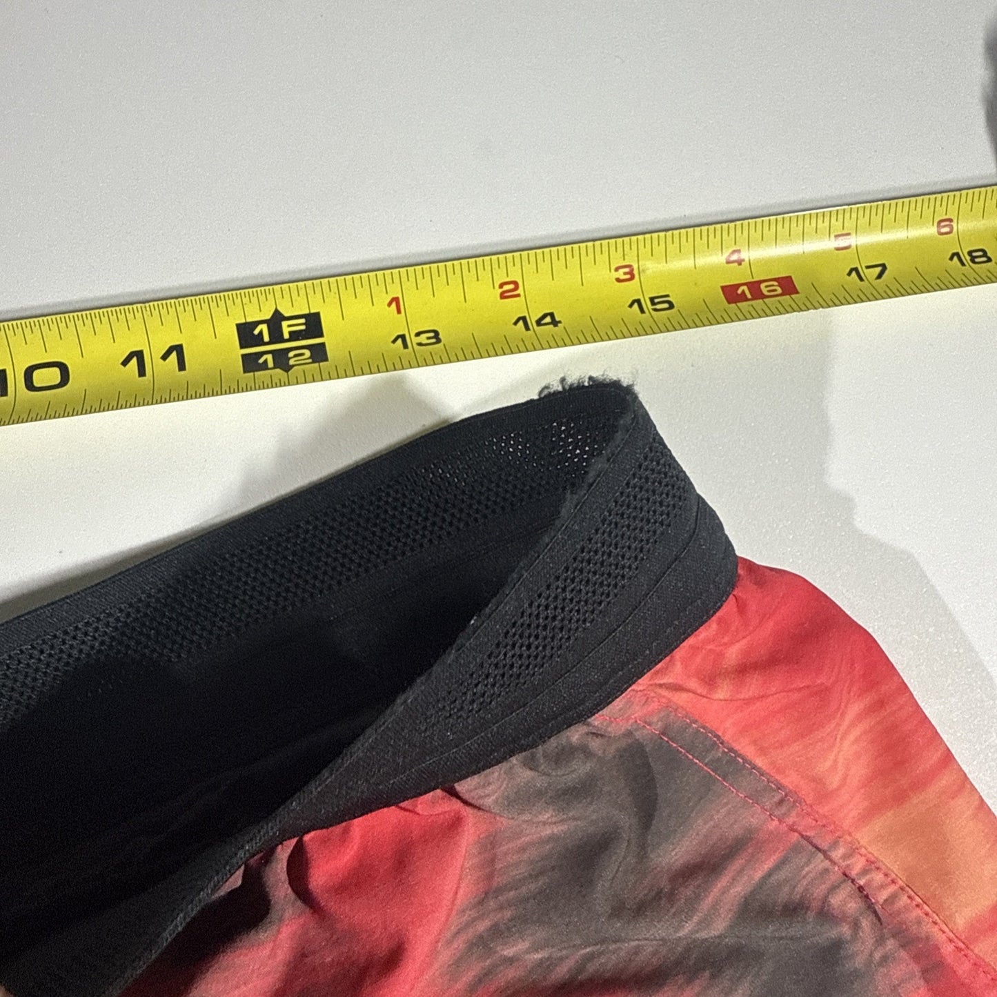 Janji 6” AFO Middle Running Shorts Men’s Medium Red Black Tie Dye Lightweight