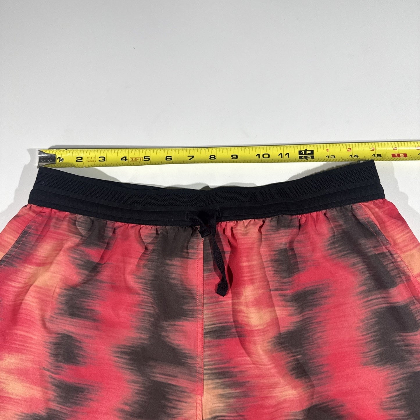 Janji 6” AFO Middle Running Shorts Men’s Medium Red Black Tie Dye Lightweight
