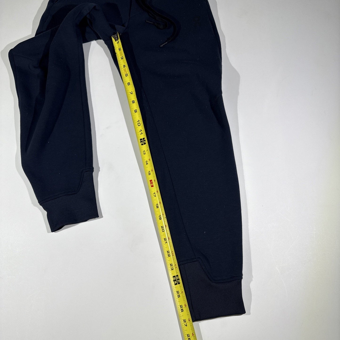 On Running Men’s Sweat Pants Small Navy Blue Athletic Joggers Swiss Engineering