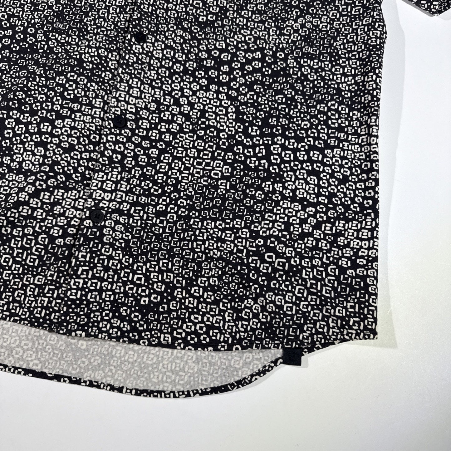 Lululemon Commission Short Sleeve Shirt Black White Patterned Button Up Mens L