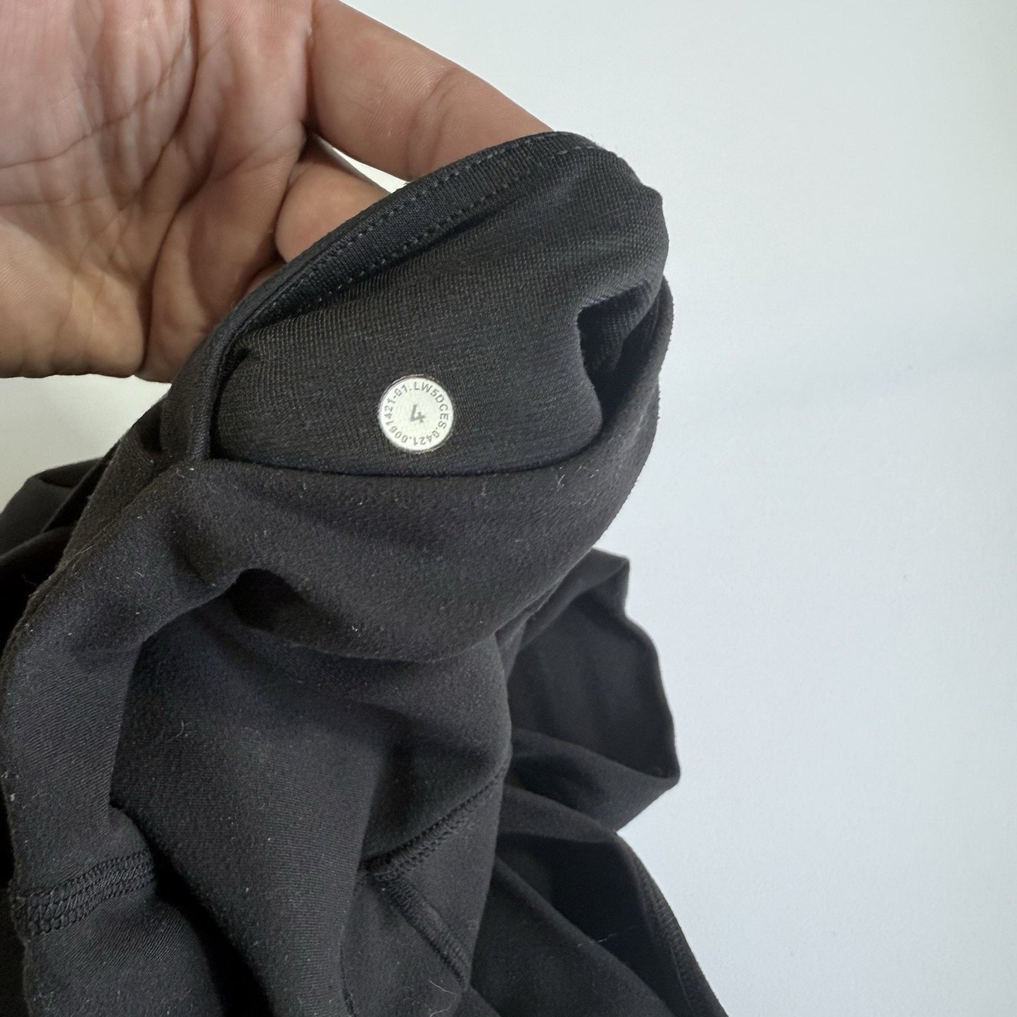 Lululemon Leggings Womens Size 4 Black With Pockets Activewear Pull On Casual