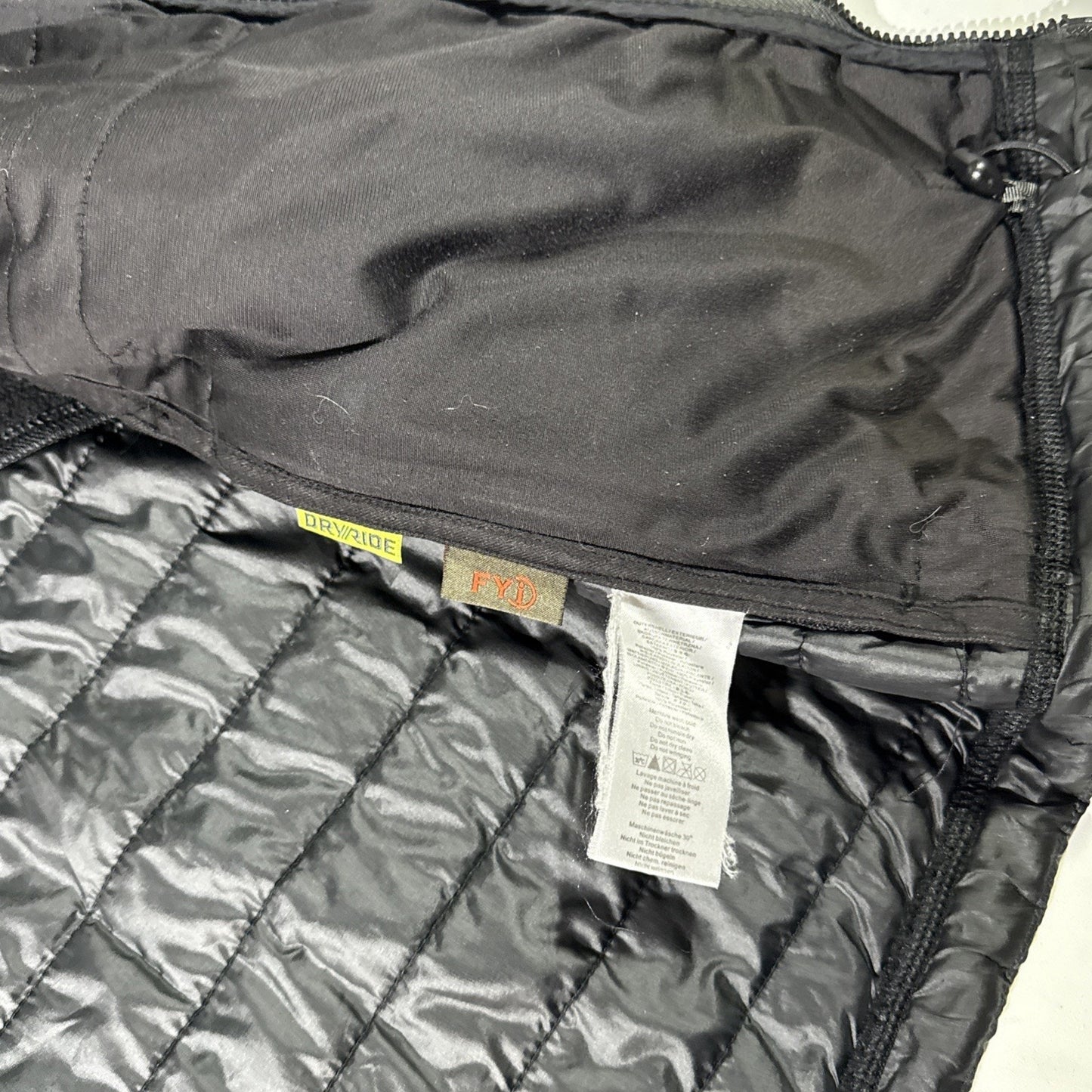 Burton [ak] Insulator Jacket Men’s Small Black Primaloft Midlayer Snowboard Ski