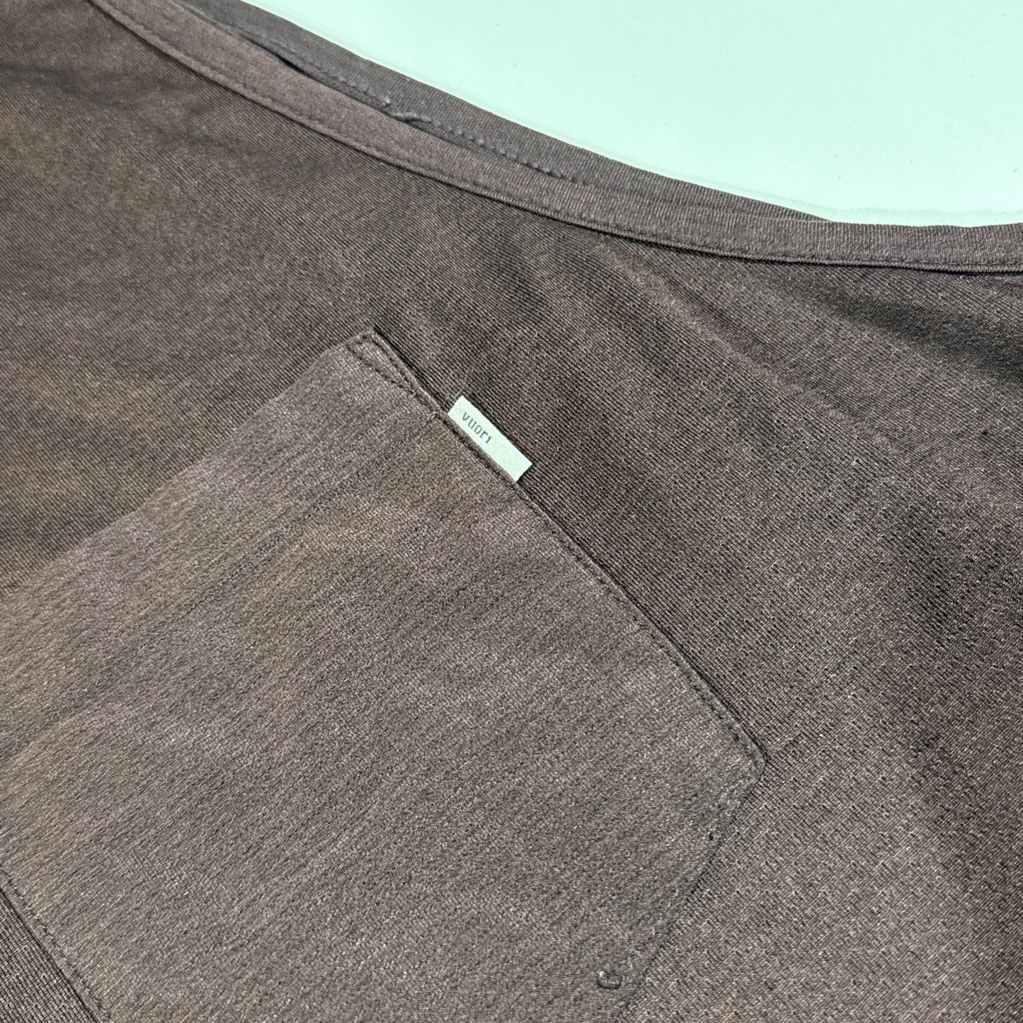 Vuori Tank Top Mens 2XL tradewind Tech Performance Gym Workout pocket V142