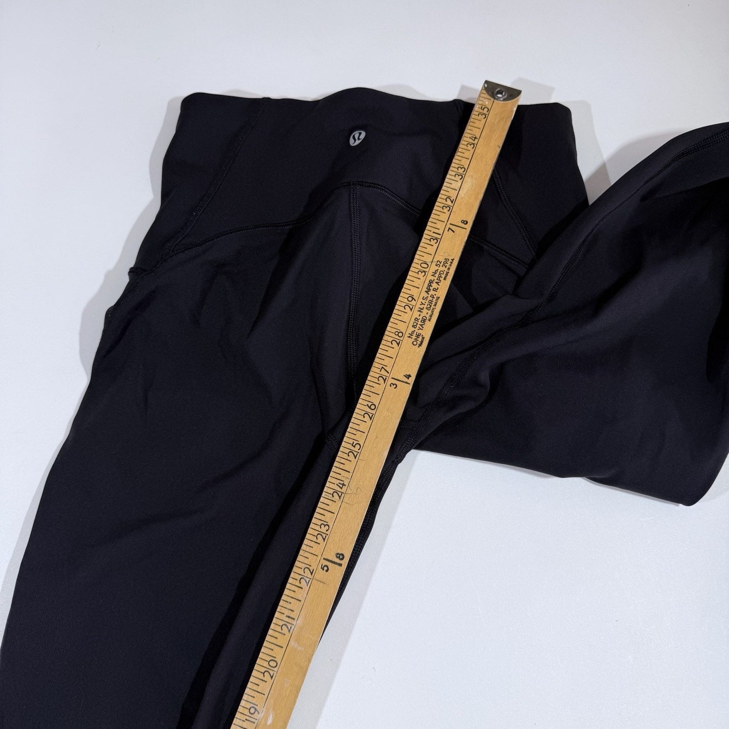 Lululemon Women’s High Rise Leggings Size 6 Black Mesh Panel Running Yoga Pants